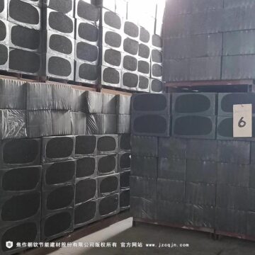 河南本地A級(jí)保溫板生產(chǎn)廠家 現(xiàn)貨供應(yīng) 生產(chǎn)基地多條生產(chǎn)線生產(chǎn)供應(yīng)